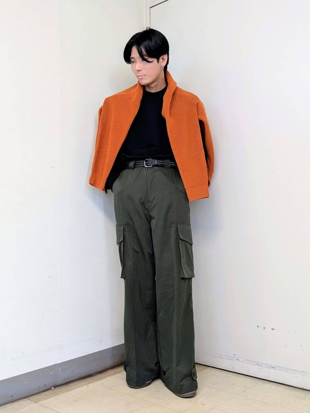 ryoさんの「TAKEO KIKUCHI｜ウール混 モックネック プルオーバー」を使ったコーディネート