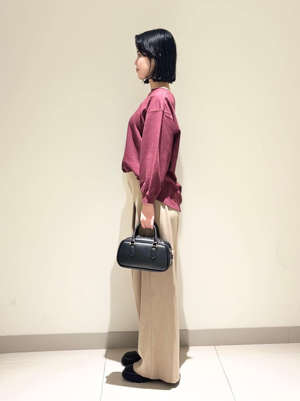 mayuさんの「Dessin｜【セットアップ可・洗える】ハイウエストタックパンツ」を使ったコーディネート