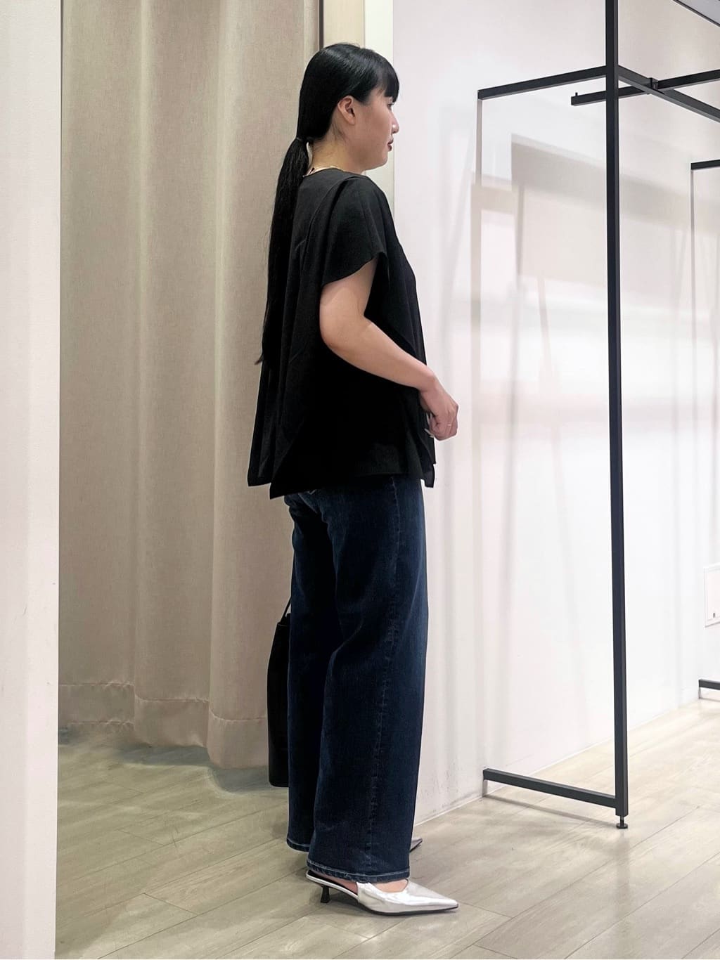 hasuさんの「INDIVI｜【体型カバー】スクエアブラウス」を使ったコーディネート