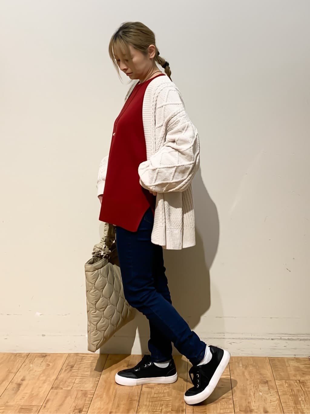 MEGさんの「SHOO･LA･RUE｜【SS-LL】ストレッチ デニムスキニーパンツ」を使ったコーディネート
