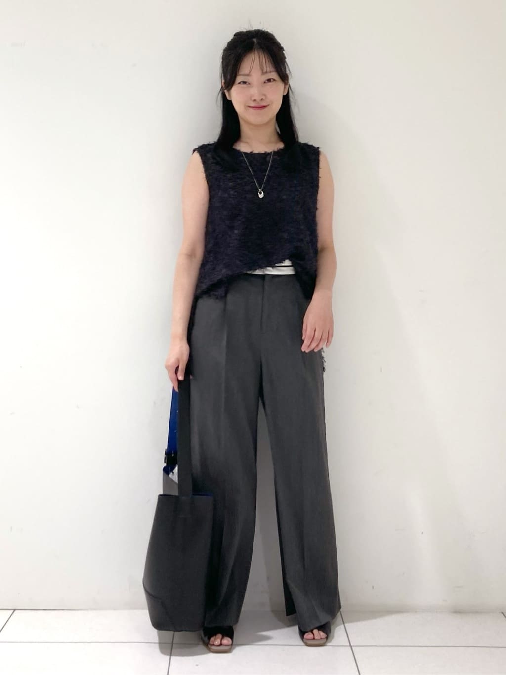 momokoさんの「INDIVI｜【インナーとしても活躍！】フリンジジャカードチュニック」を使ったコーディネート