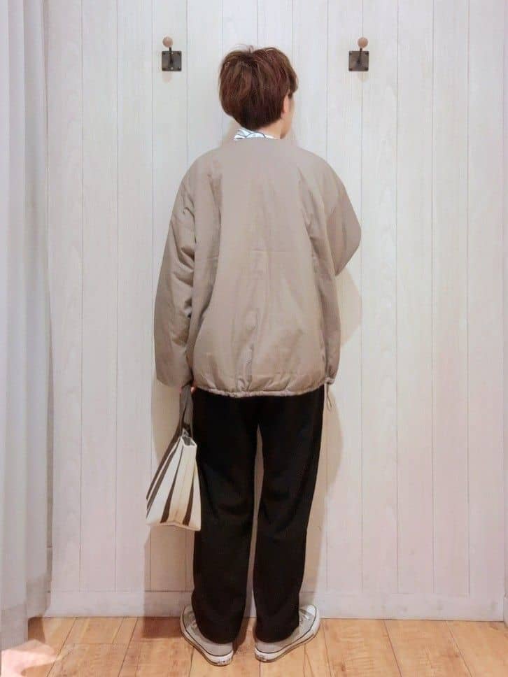 Ribさんの「SHOO･LA･RUE｜【洗濯機可/ちくちくしにくい】大人のための スウェットライク刺繍ロゴニット」を使ったコーディネート