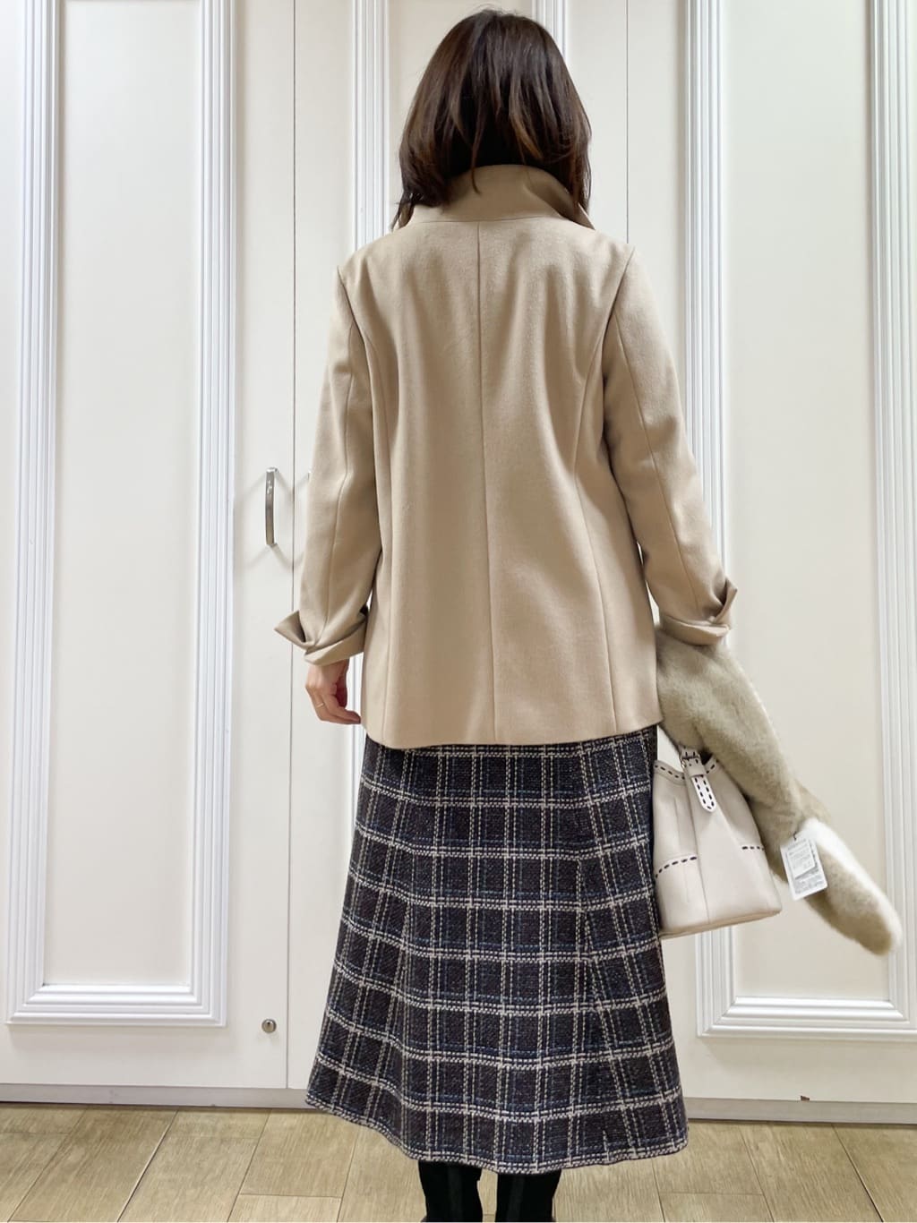 めいさんの「Reflect｜【SS-4Lサイズ／衿が顔に当たらない◎】スタンドネックミドルコート」を使ったコーディネート