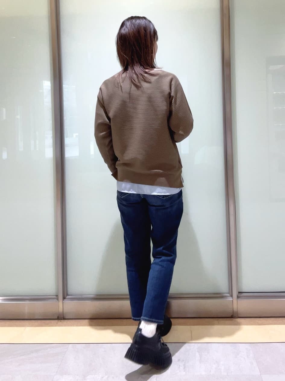 mayutaさんの「INDIVI｜【洗える／体型カバー】美シルエットニット」を使ったコーディネート