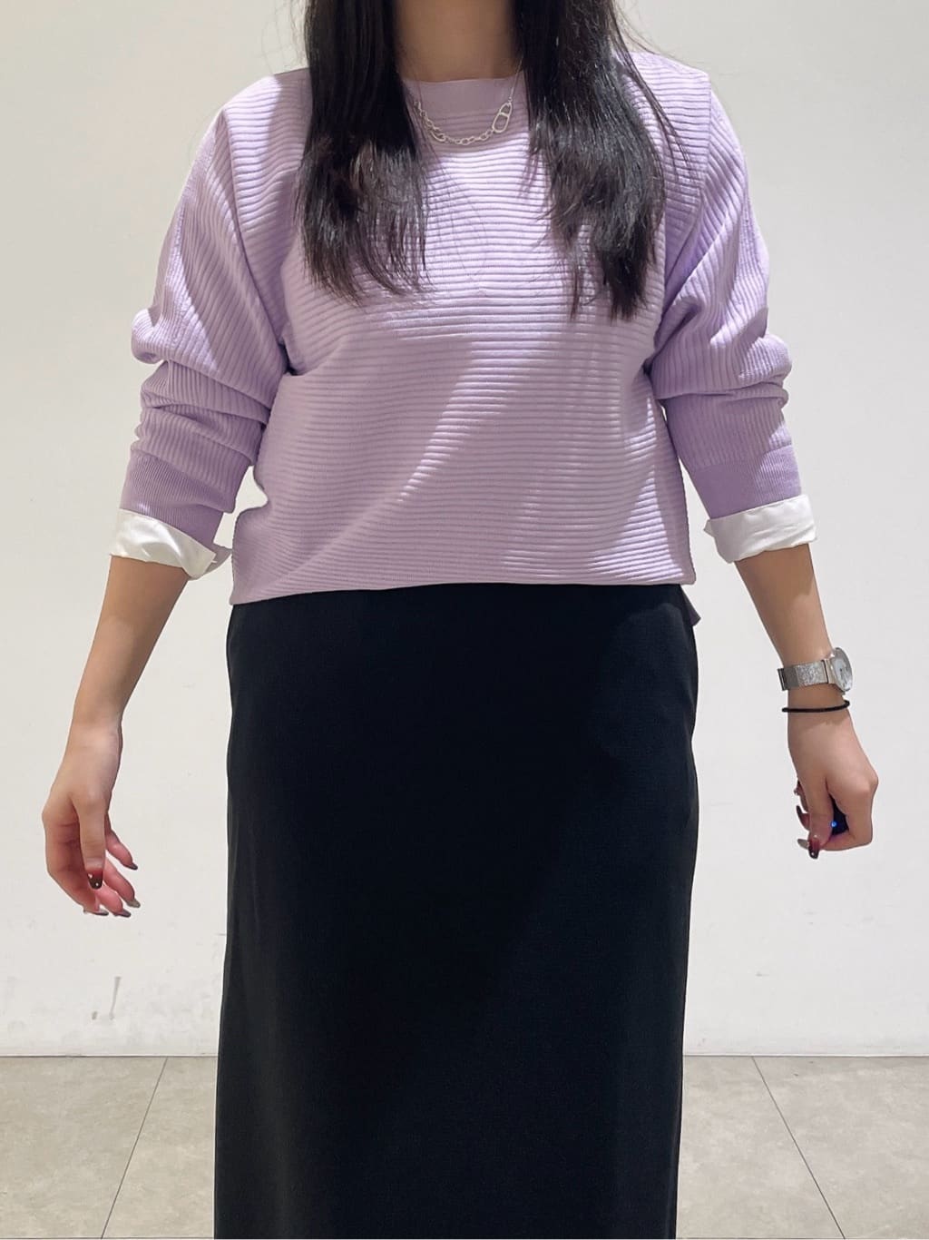 emikaさんの「INDIVI｜【洗える／体型カバー】美シルエットニット」を使ったコーディネート