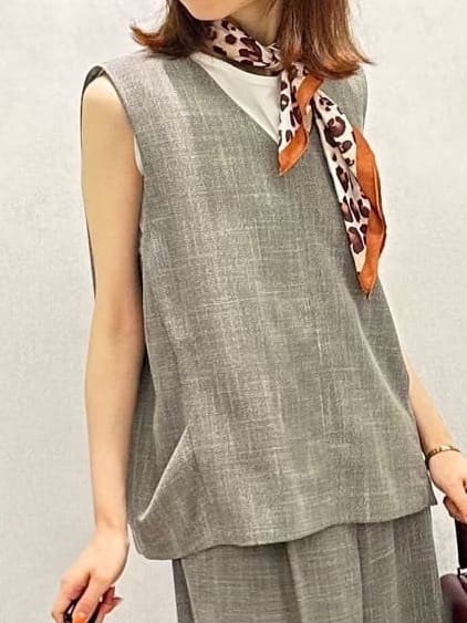Miwaさんの「UNTITLED｜【接触冷感／コットン100／洗える／丸首】ノースリーブ天竺プルオーバー」を使ったコーディネート
