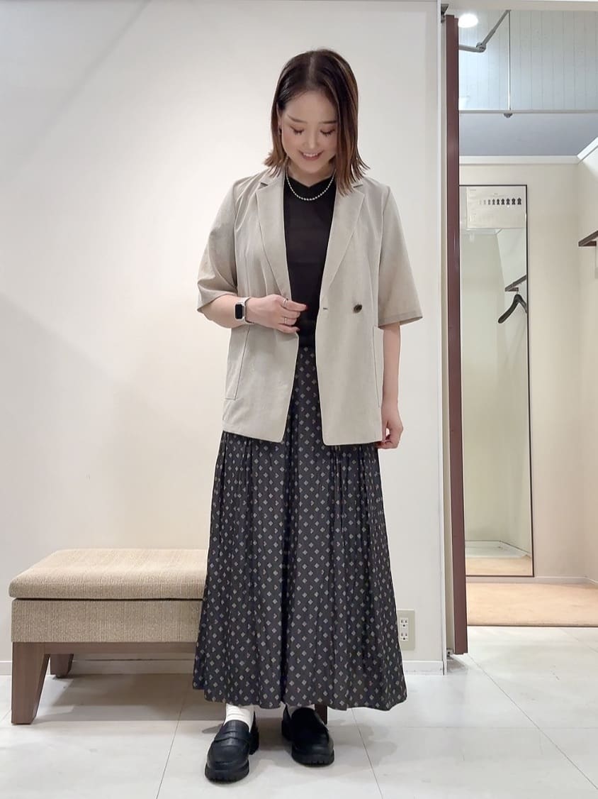 YUIさんの「UNTITLED｜【吸水速乾/洗える】ハーフスリーブジャケット」を使ったコーディネート
