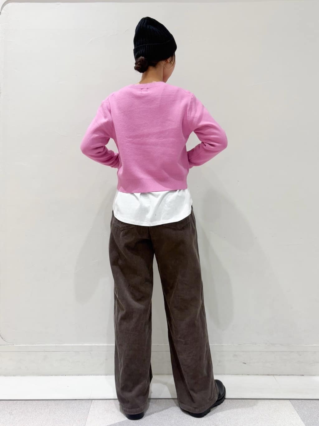 ちえさんの「OPAQUE.CLIP｜チェーン刺繍ロゴニット【洗濯機OK】」を使ったコーディネート