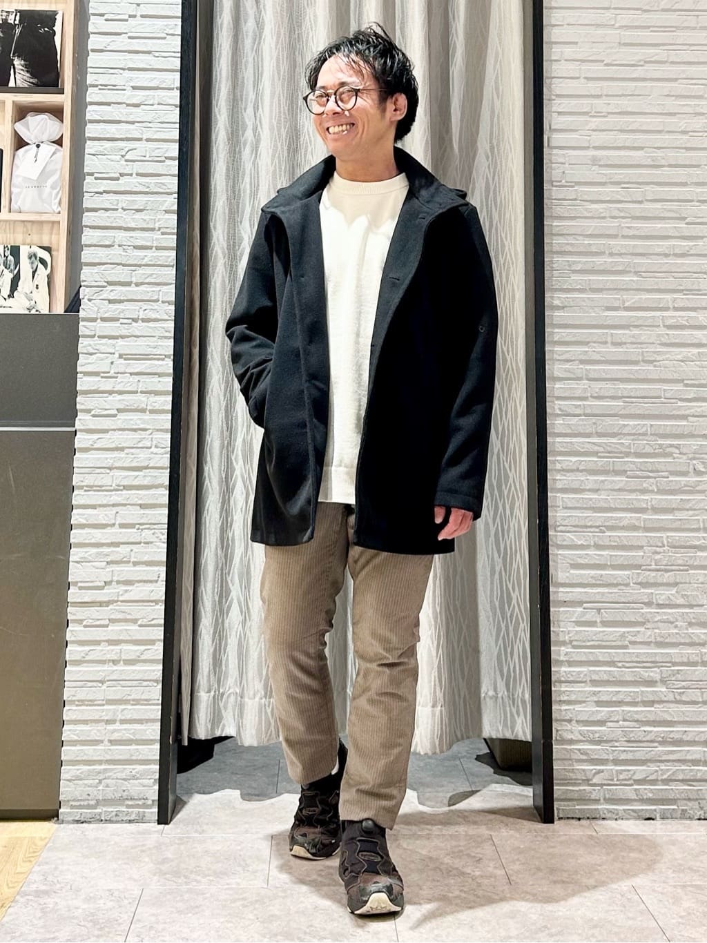 KENJI Iさんの「THE SHOP TK｜【触れるたびに心地良い】ライトモールニット　洗濯機OK/ユニセックスでおすすめ！」を使ったコーディネート
