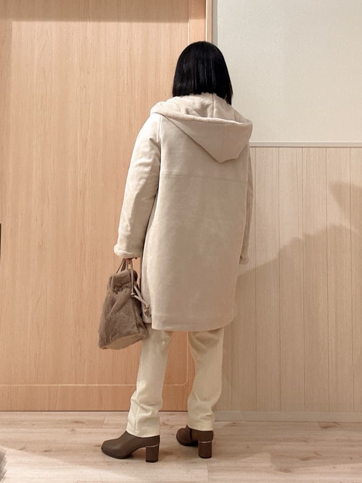 はっしーさんの「SHOO･LA･RUE｜ストレッチブーツ」を使ったコーディネート