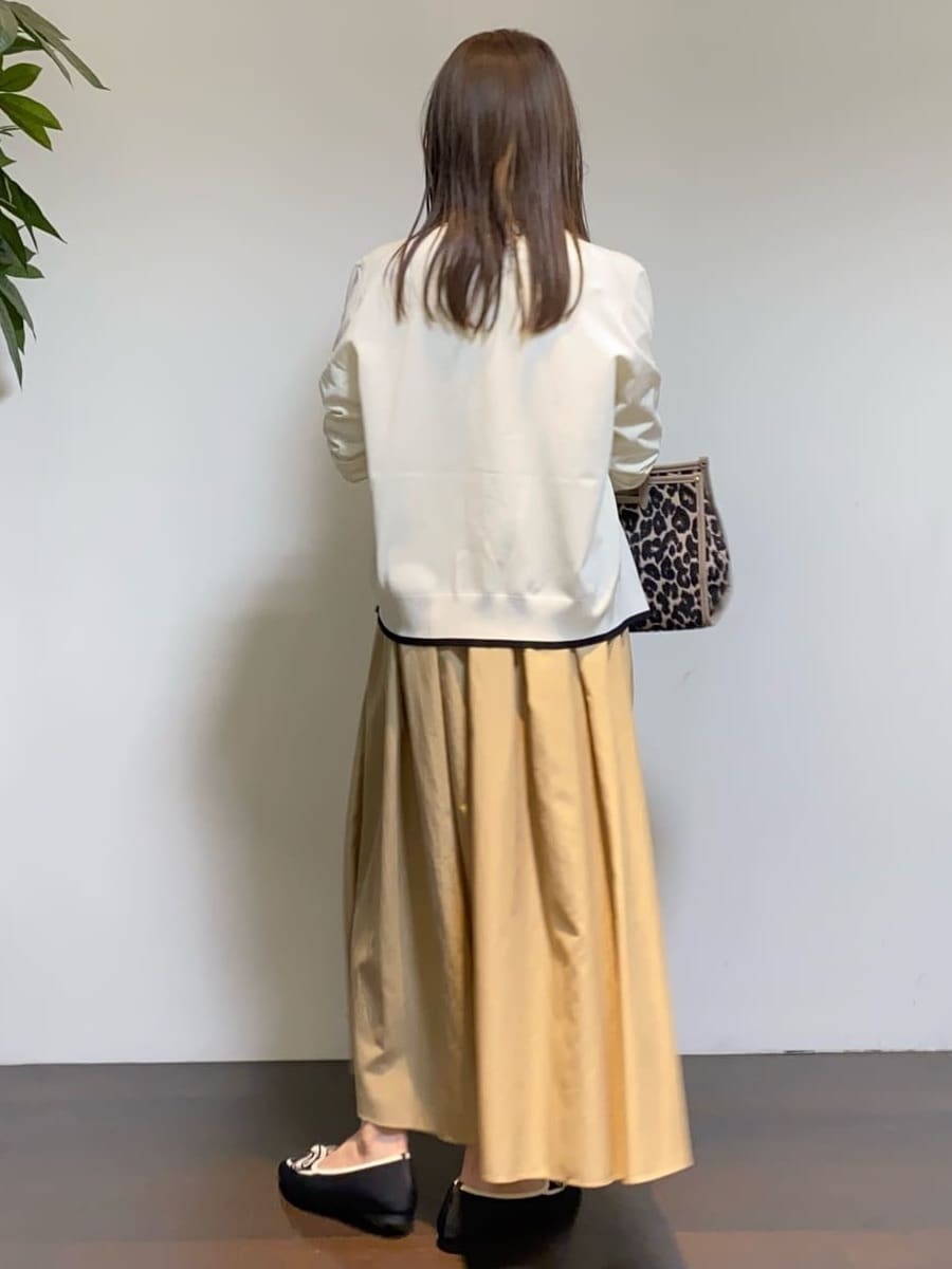 tomoさんの「UNTITLED｜【アンサンブル可/薄手】ベーシッククルーネックカーディガン」を使ったコーディネート