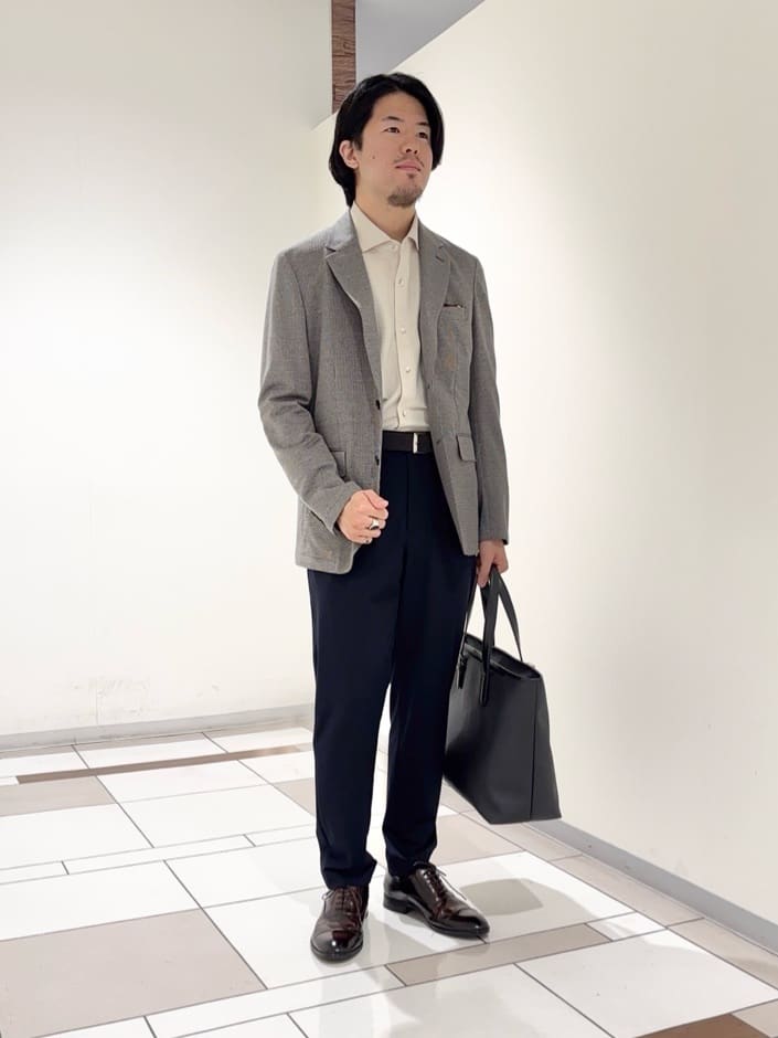 及川さんの「TAKEO KIKUCHI｜ピンジャージ 千鳥 ジャケット」を使ったコーディネート
