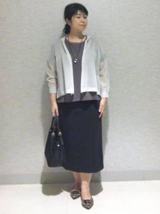 sakoさんの「Reflect｜【寒暖差対策に◎／手洗い可／旅行や通勤に】フード付きシアーカーディガン」を使ったコーディネート