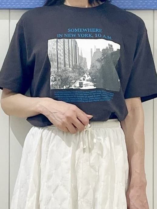 uwatokoさんの「Dessin｜【ユニセックス・洗える】オーガニックコットンロゴ入りTシャツ」を使ったコーディネート