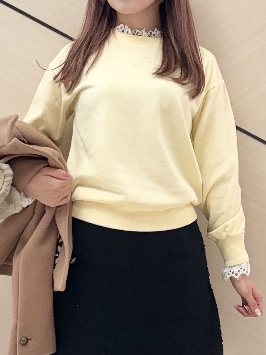 Rinaさんの「DRESSTERIOR｜◆取り外しフリル付き裏毛プルオーバー」を使ったコーディネート