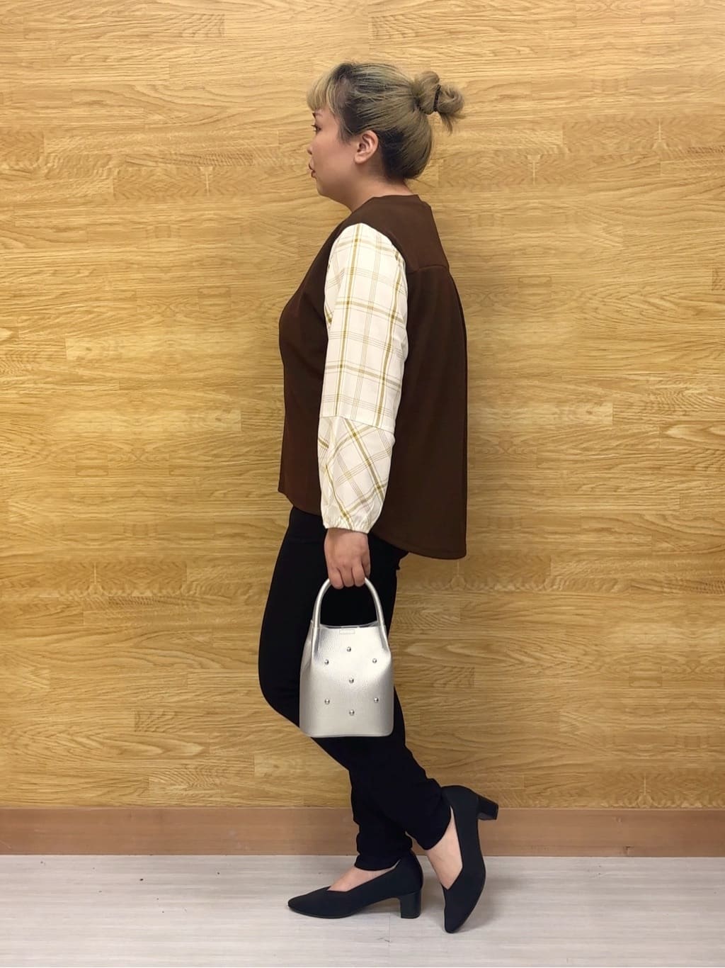 ぁむさんの「SHOO･LA･RUE｜【高レビュー/S-LL】1枚で決まる お袖チェック 異素材使いトップス」を使ったコーディネート
