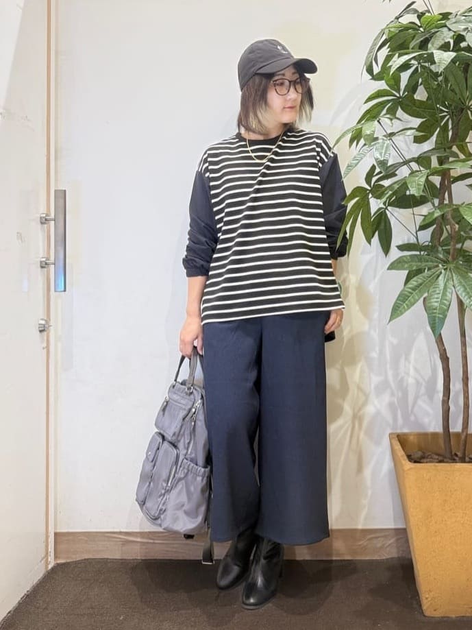 misakiさんの「SHOO･LA･RUE｜【S-LL】インせず決まる 背中タック入り パフ袖トップス」を使ったコーディネート