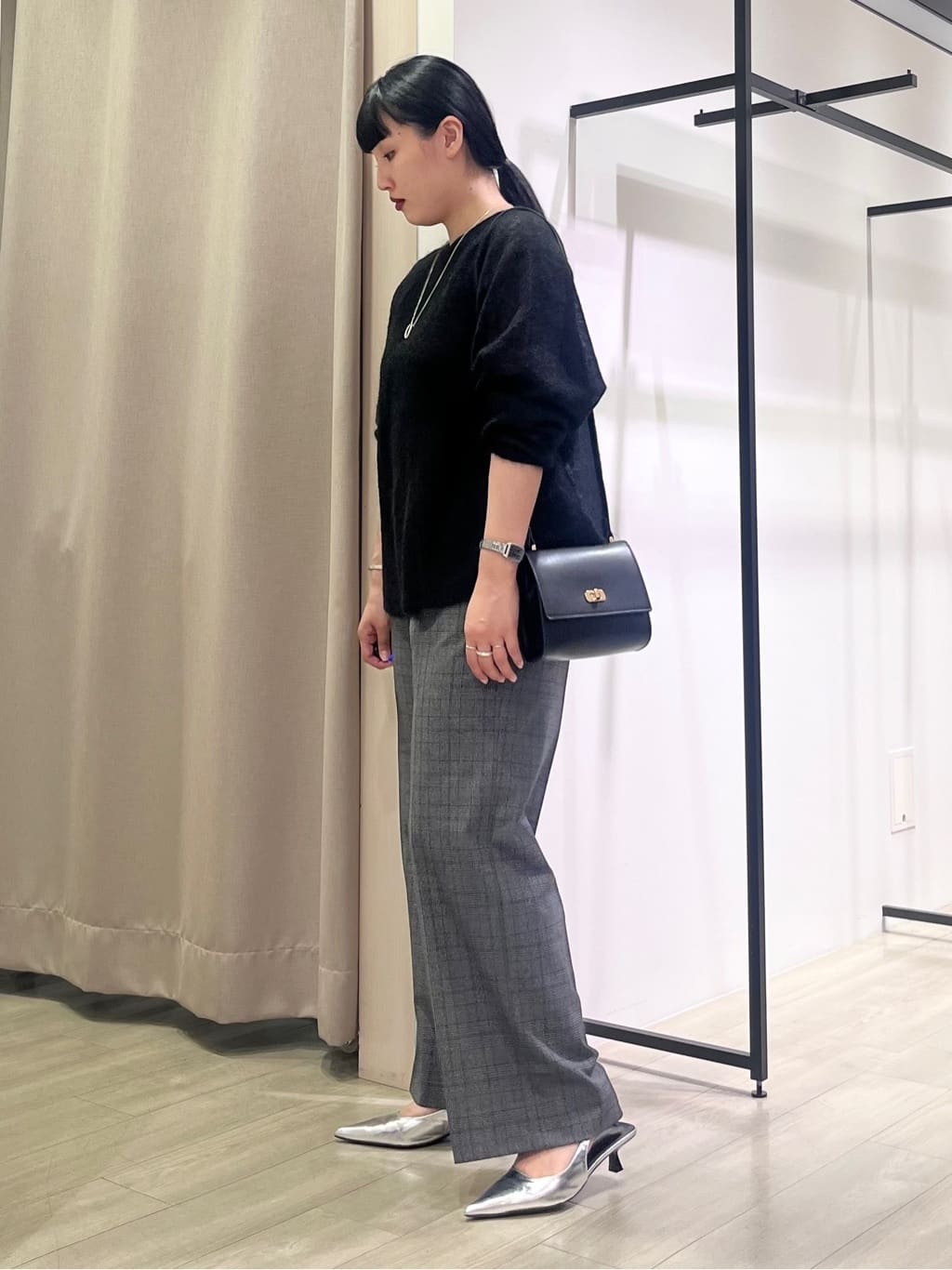hasuさんの「INDIVI｜【キッドモヘヤ素材】ラウンドヘムニット」を使ったコーディネート
