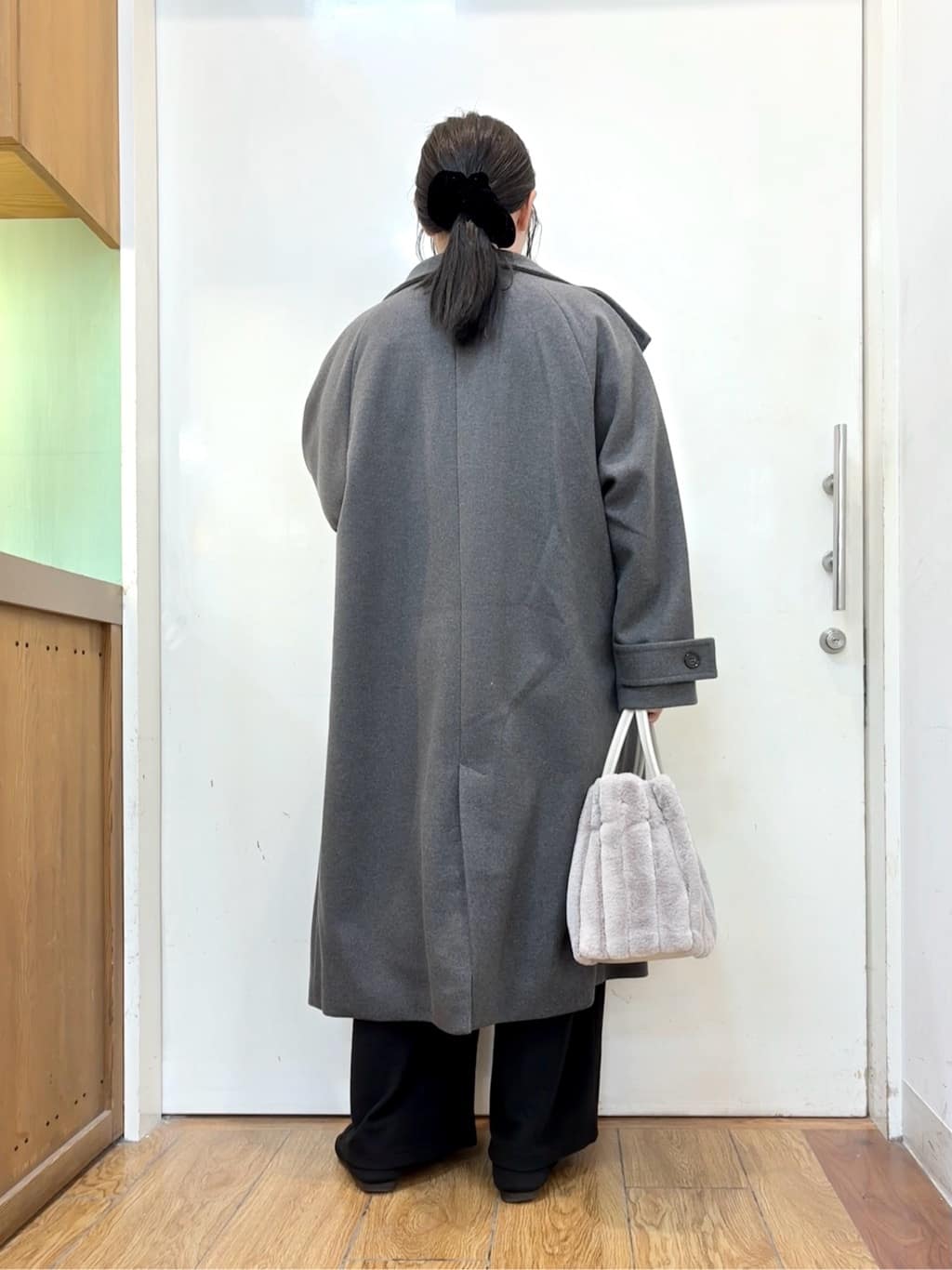 だいわさんの「SHOO･LA･RUE｜【高レビュー/2WAY】きれい見えで上品な ストライプファートートバッグ」を使ったコーディネート