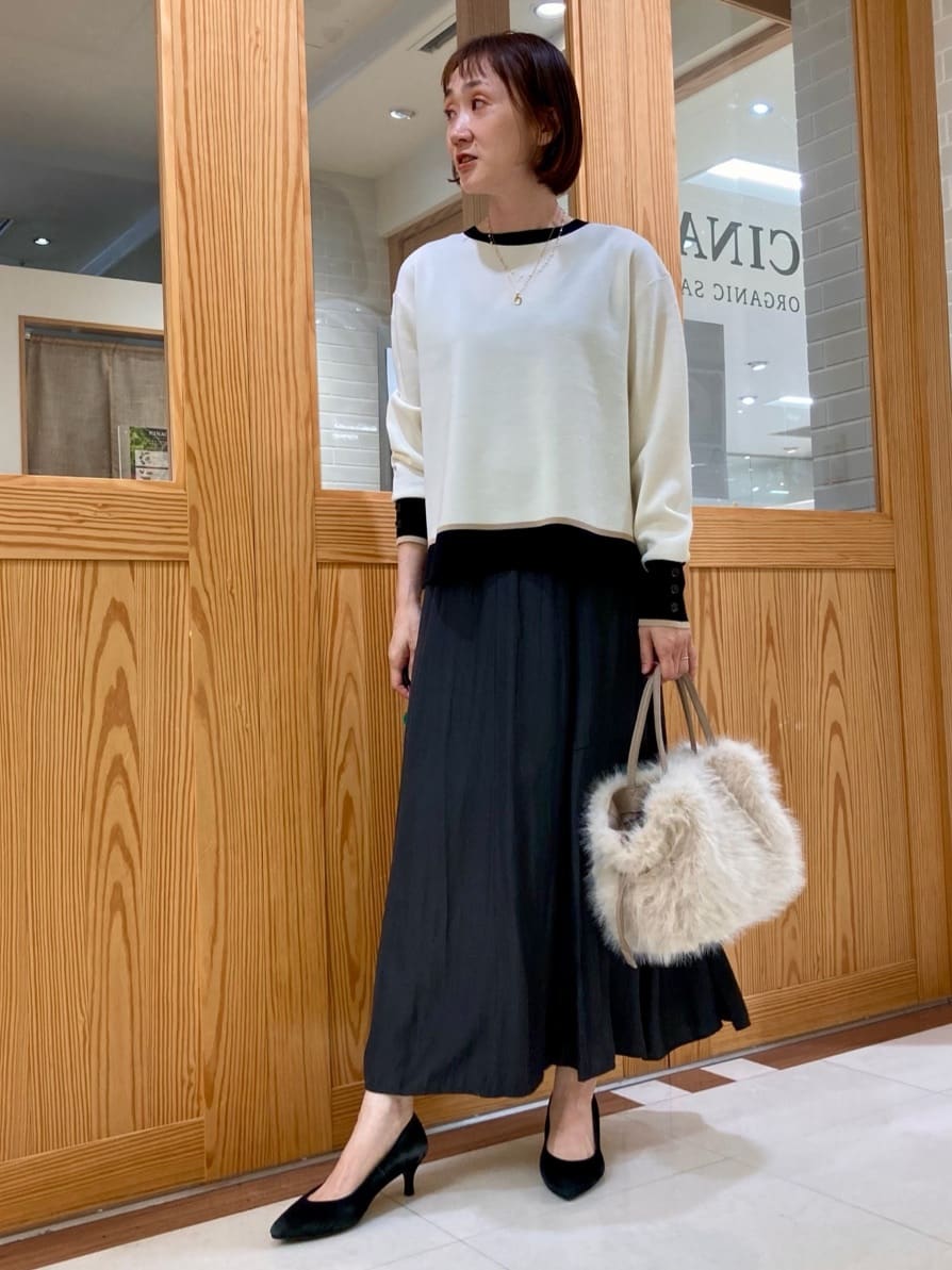 ゆうさんの「UNTITLED｜【ゆったりサイズ／着丈短め】ジップニットカーディガン」を使ったコーディネート