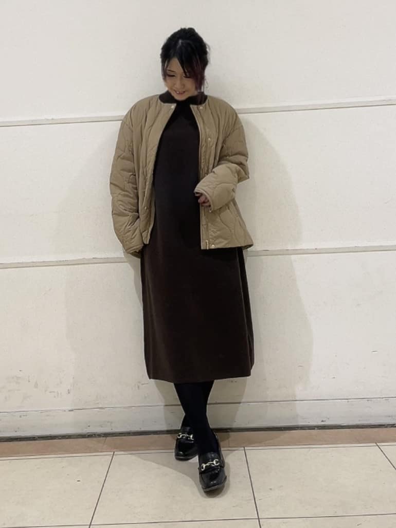 watanabeさんの「UNTITLED｜【ロング丈/ゆったりシルエット】テントライン ニットワンピース」を使ったコーディネート