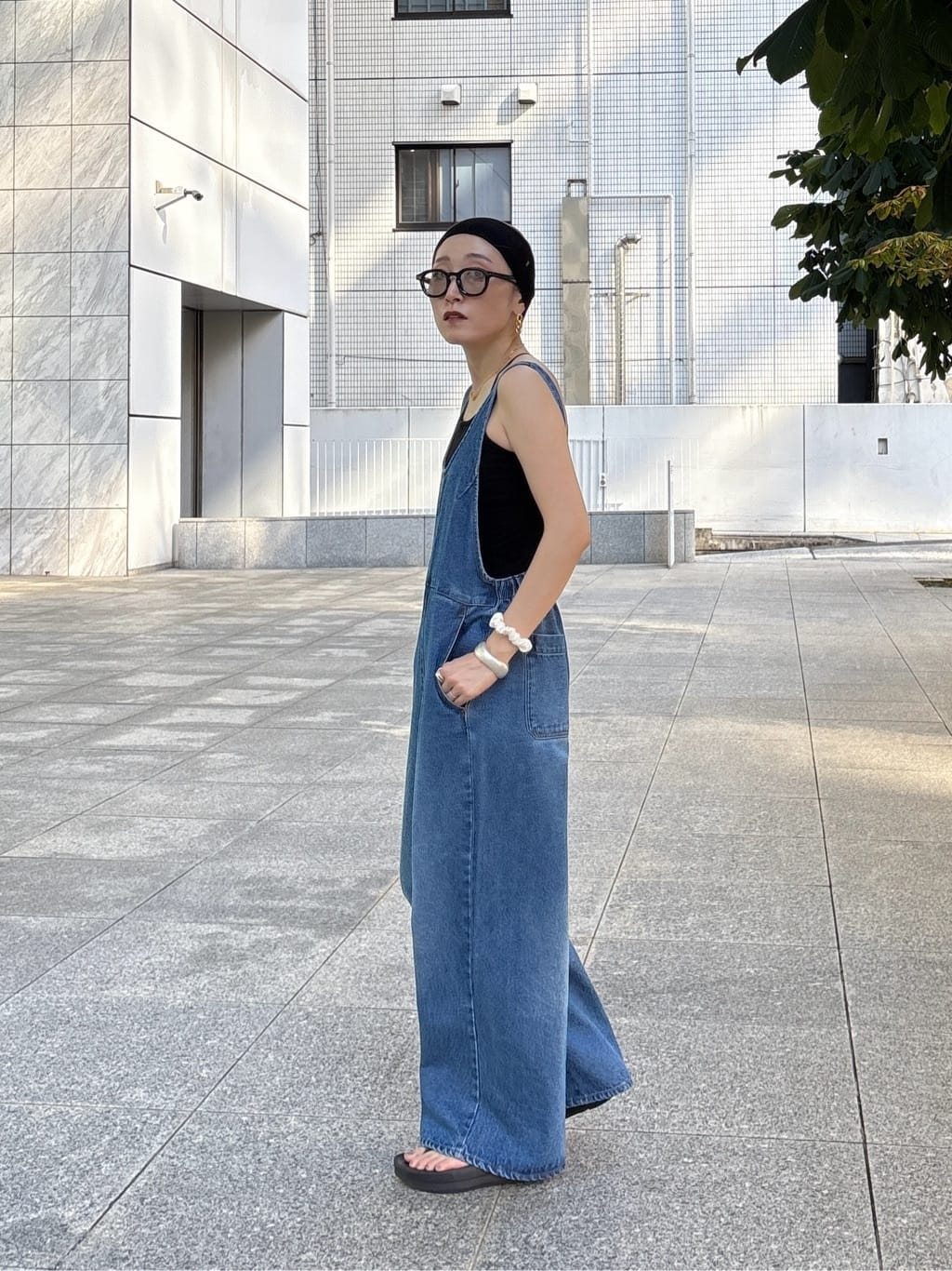kotakiさんの「INDIVI｜デニムサロペット」を使ったコーディネート