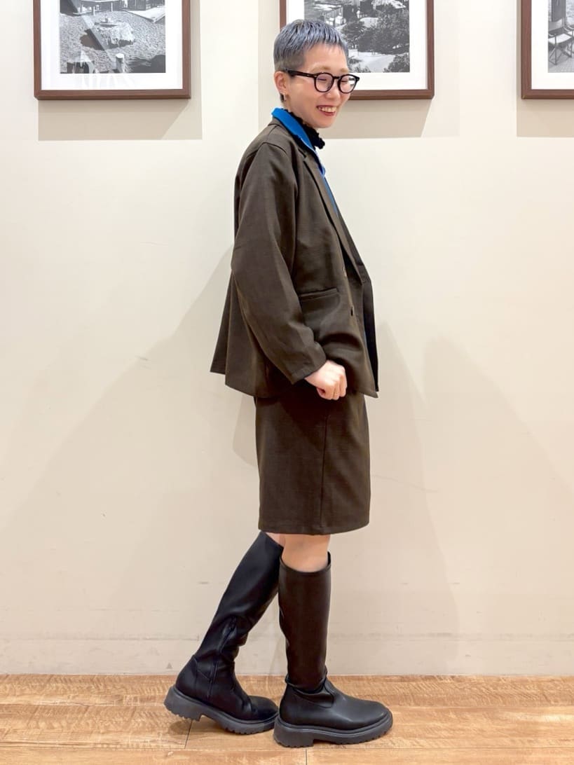 Ayumiさんの「SHOO･LA･RUE｜【セットアップ可】チェック柄 ダブルブレストテーラードゆるジャケット」を使ったコーディネート