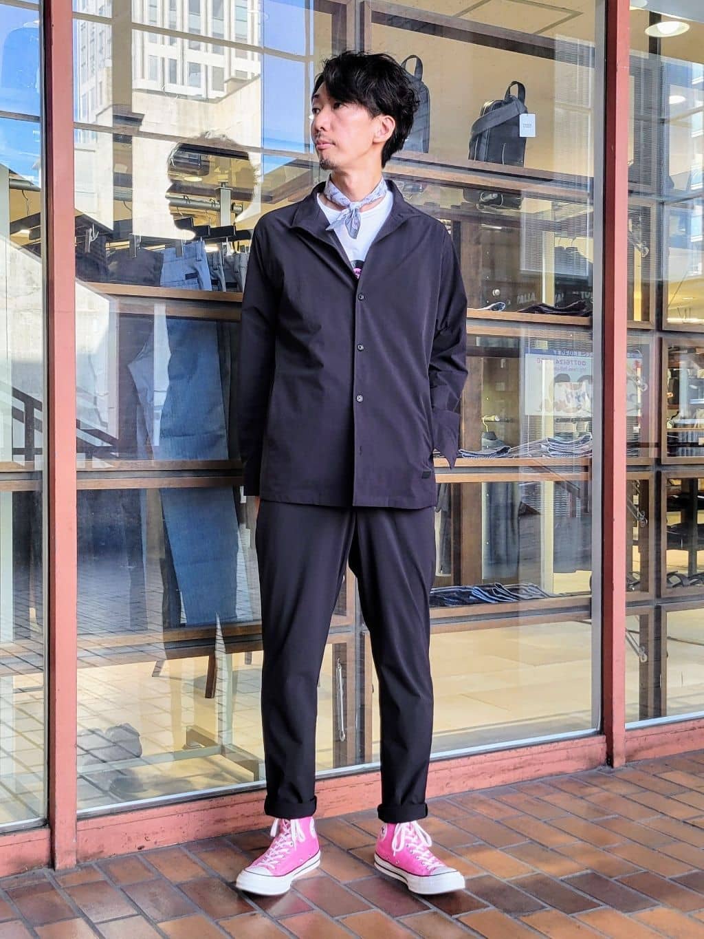 piroyaさんの「TAKEO KIKUCHI｜【3D ナイロン ストレッチ】スタンドカラー シャツブルゾン」を使ったコーディネート