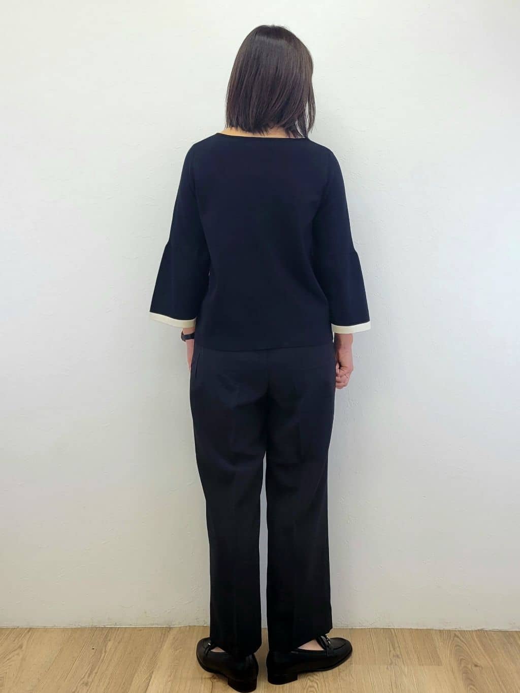 LISAさんの「OPAQUE.CLIP｜美脚イージーワイドパンツ【防シワ／洗濯機洗い可／抗ピル／ストレッチ】《丈が選べる／SS-LLサイズ／」を使ったコーディネート