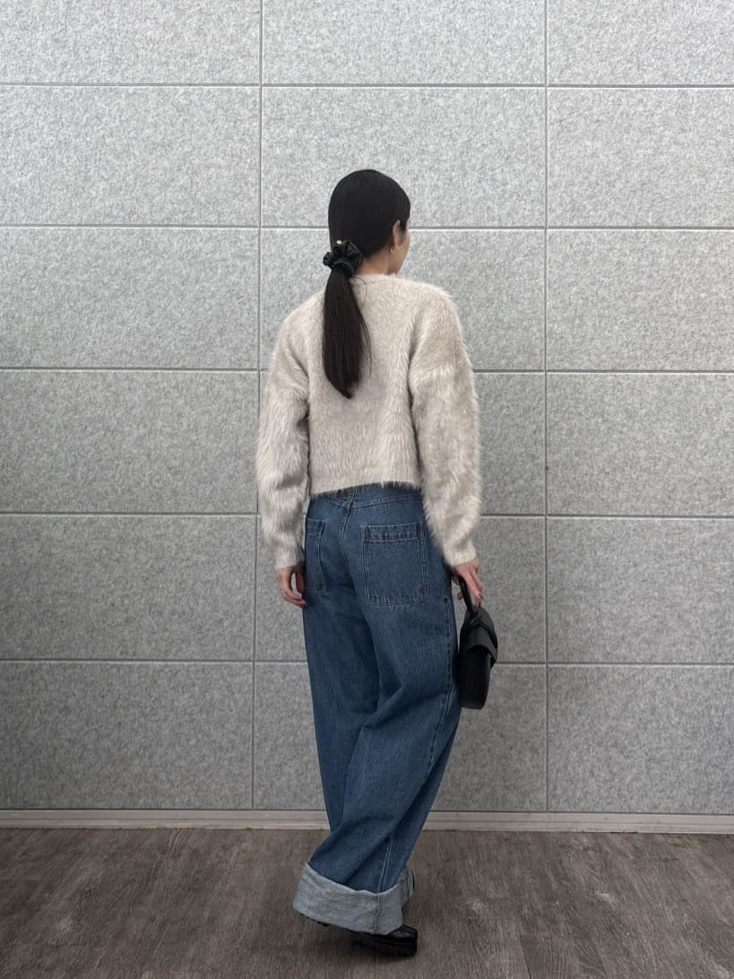 ひなさんの「INDIVI｜ロールアップデニム」を使ったコーディネート