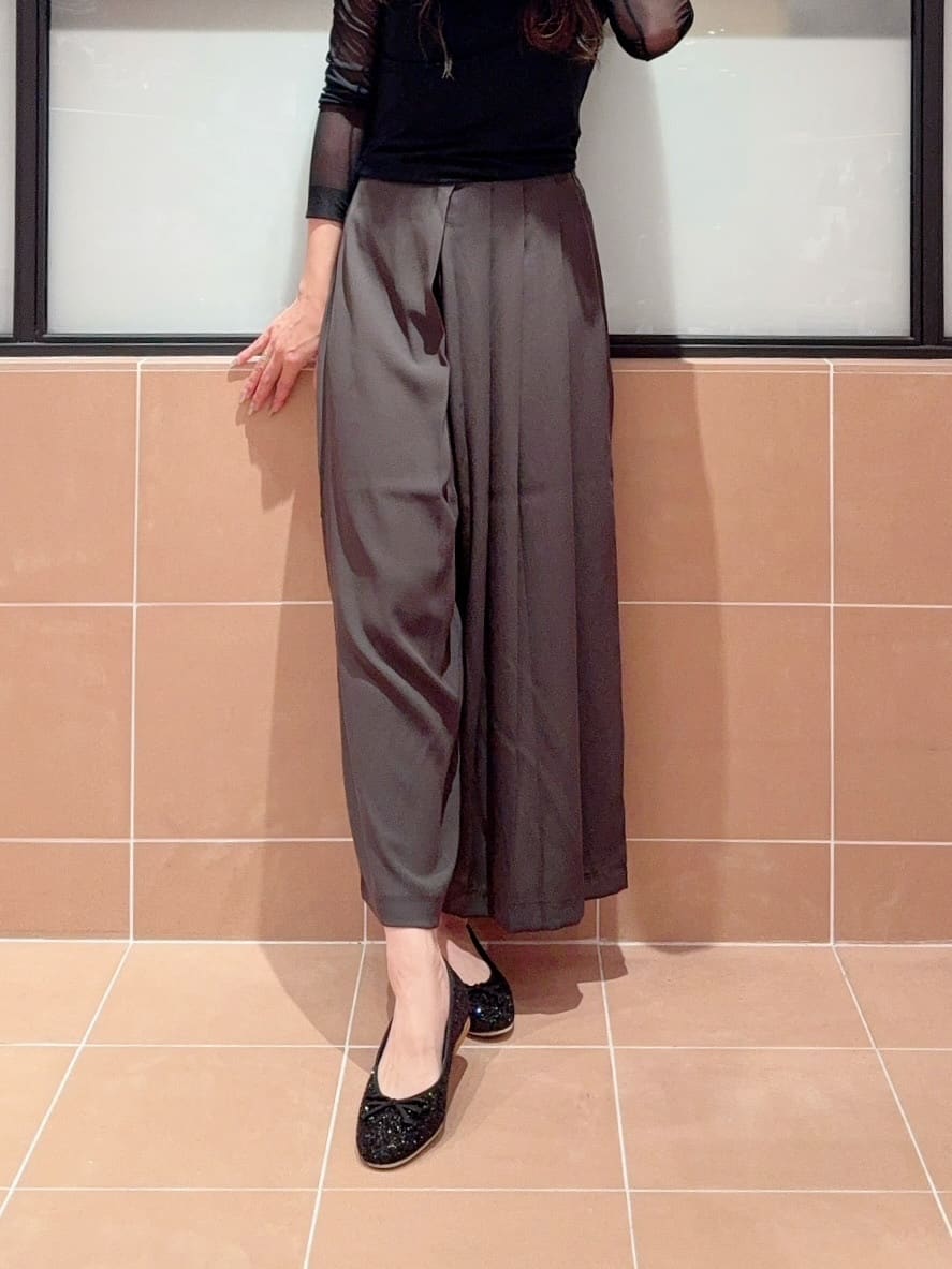 kaoriさんの「ESPERANZA｜【EC限定カラーあり】グリッターバレエシューズ」を使ったコーディネート
