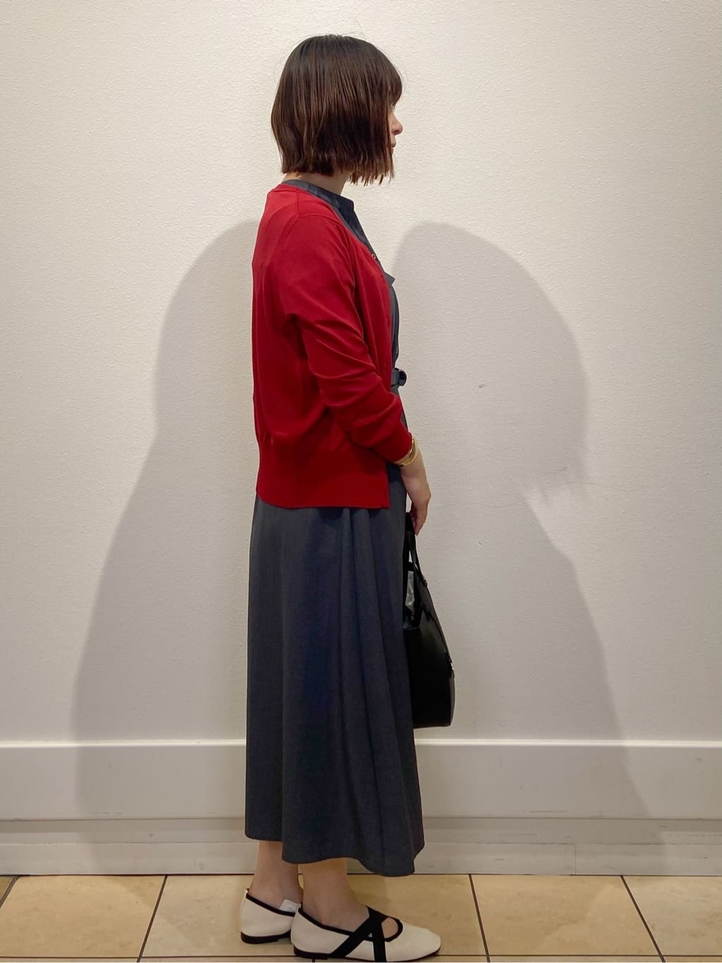 kimiさんの「index｜《美人百花掲載》ビジュークルーネックカーディガン【洗濯機洗い可／UVケア／接触冷感／抗ピル】」を使ったコーディネート