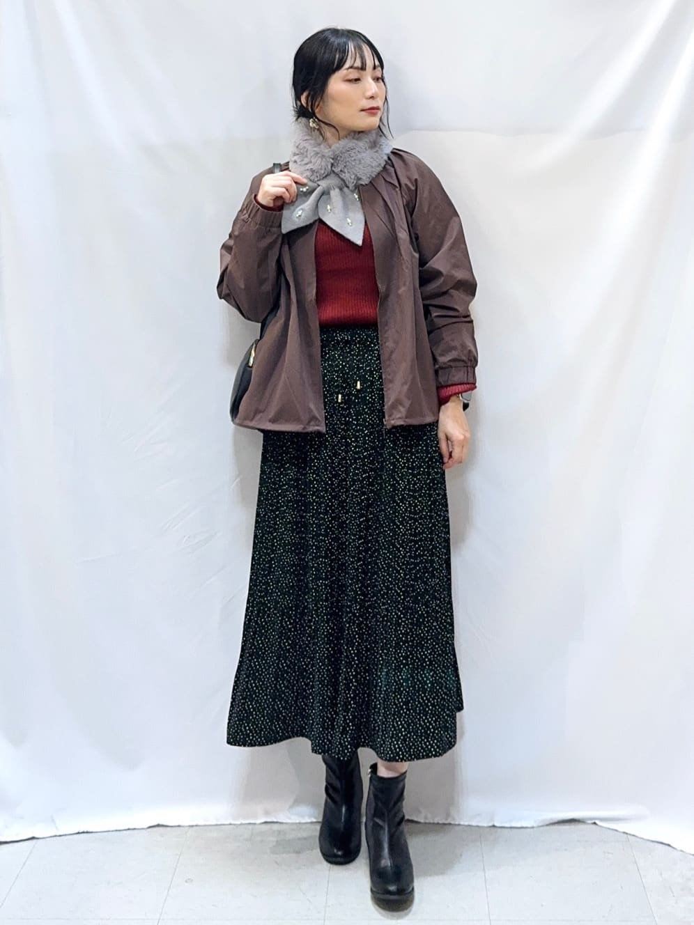 𝐇𝐢𝐫𝐨𝐦𝐢さんの「SHOO･LA･RUE｜【S-LL】オンとオフどちらにも使える 軽量なノーカラーブルゾン」を使ったコーディネート