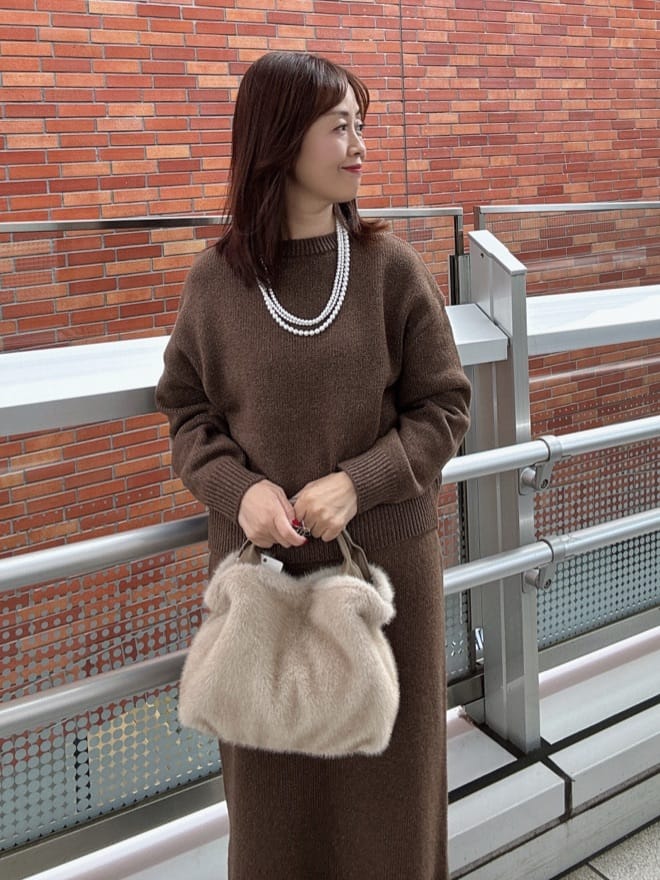 makiさんの「UNTITLED｜【セットアップ可/ゆったり】ウール混ラメニット」を使ったコーディネート