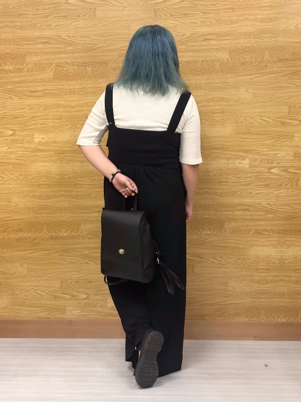 ぁむさんの「SHOO･LA･RUE｜【S-LL】女性らしさ漂うハートネック テレコ5分袖トップス」を使ったコーディネート