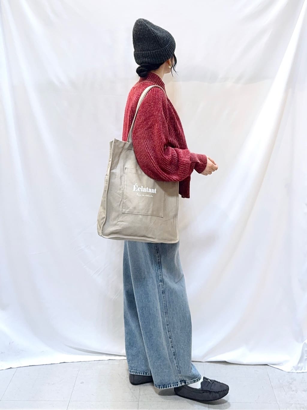 𝐇𝐢𝐫𝐨𝐦𝐢さんの「SHOO･LA･RUE｜大人カジュアルスタイルに フェザーストライプモールブルゾン」を使ったコーディネート