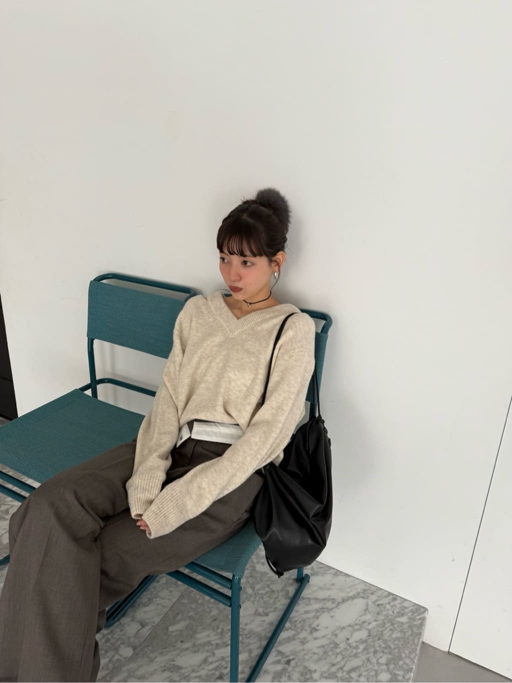 miyu maesakaさんの「CODE A｜M cloudy over V pullover」を使ったコーディネート