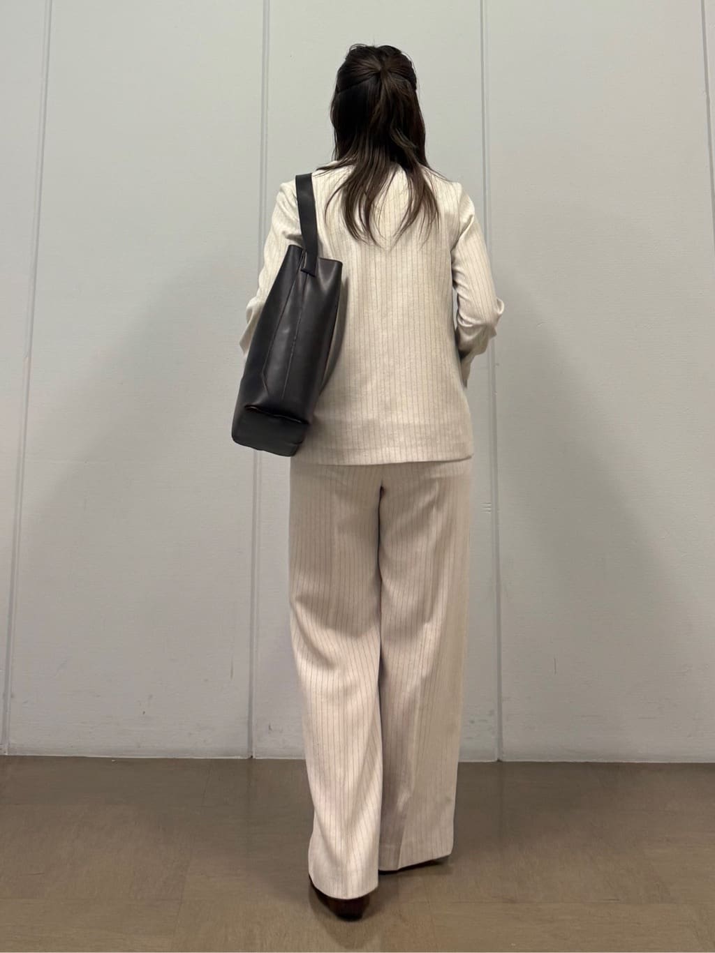 mizukiさんの「INDIVI｜【クールエアー素材／UVケア／吸汗速乾】エアリータックブラウス」を使ったコーディネート