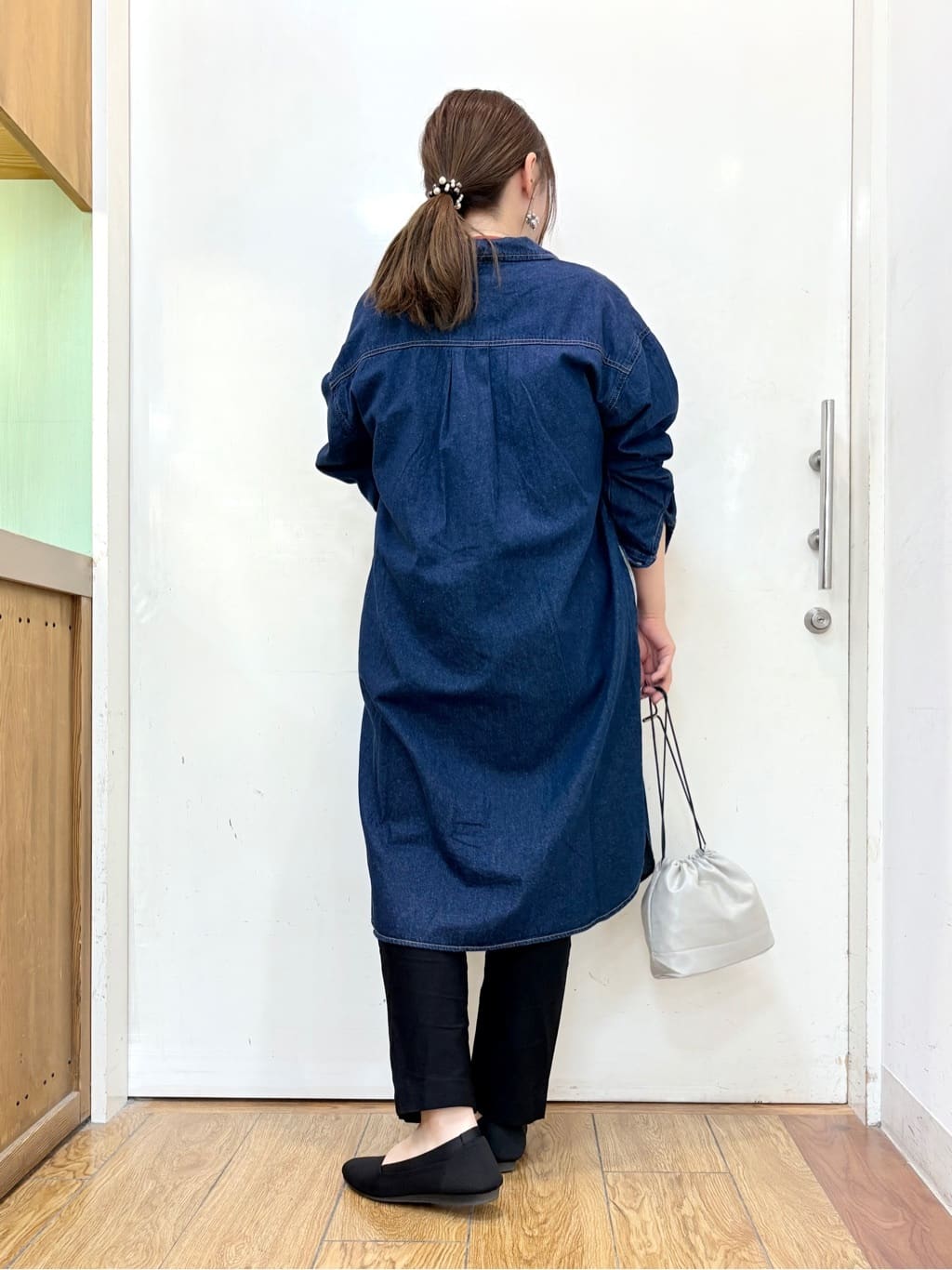 だいわさんの「SHOO･LA･RUE｜【S-LL/洗える】一枚で簡単こなれ見え スポンディッシュ 裾レイヤード風ニット【CIRCRIC】」を使ったコーディネート