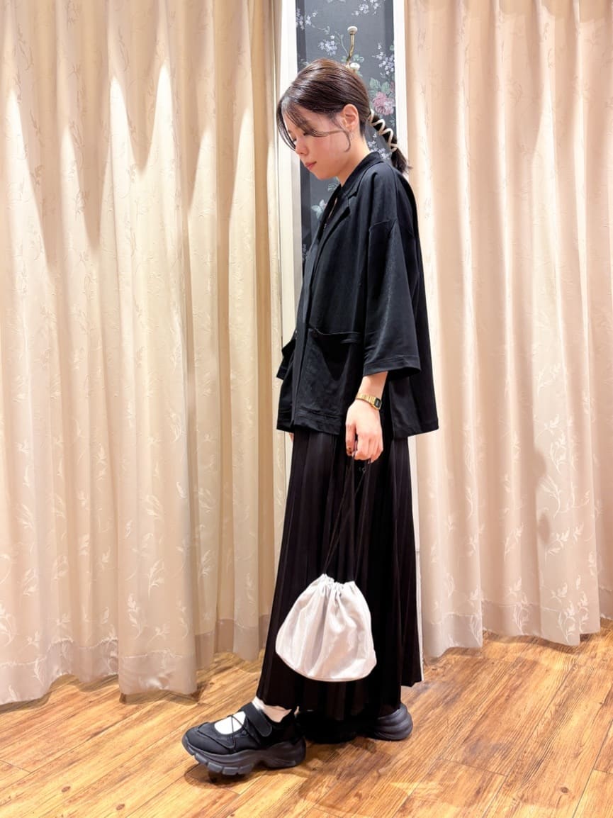 りぃさんの「SHOO･LA･RUE｜【洗える/S-LL】首元きれい テレコリブタンクトップ」を使ったコーディネート