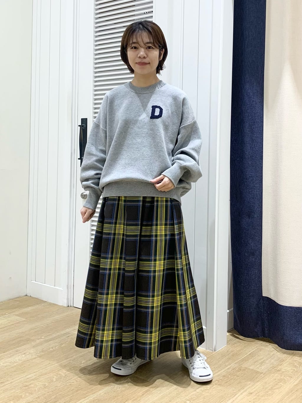 IMARIさんの「Dessin｜【洗える】Dサガラ刺繍ワッペン付きニット」を使ったコーディネート