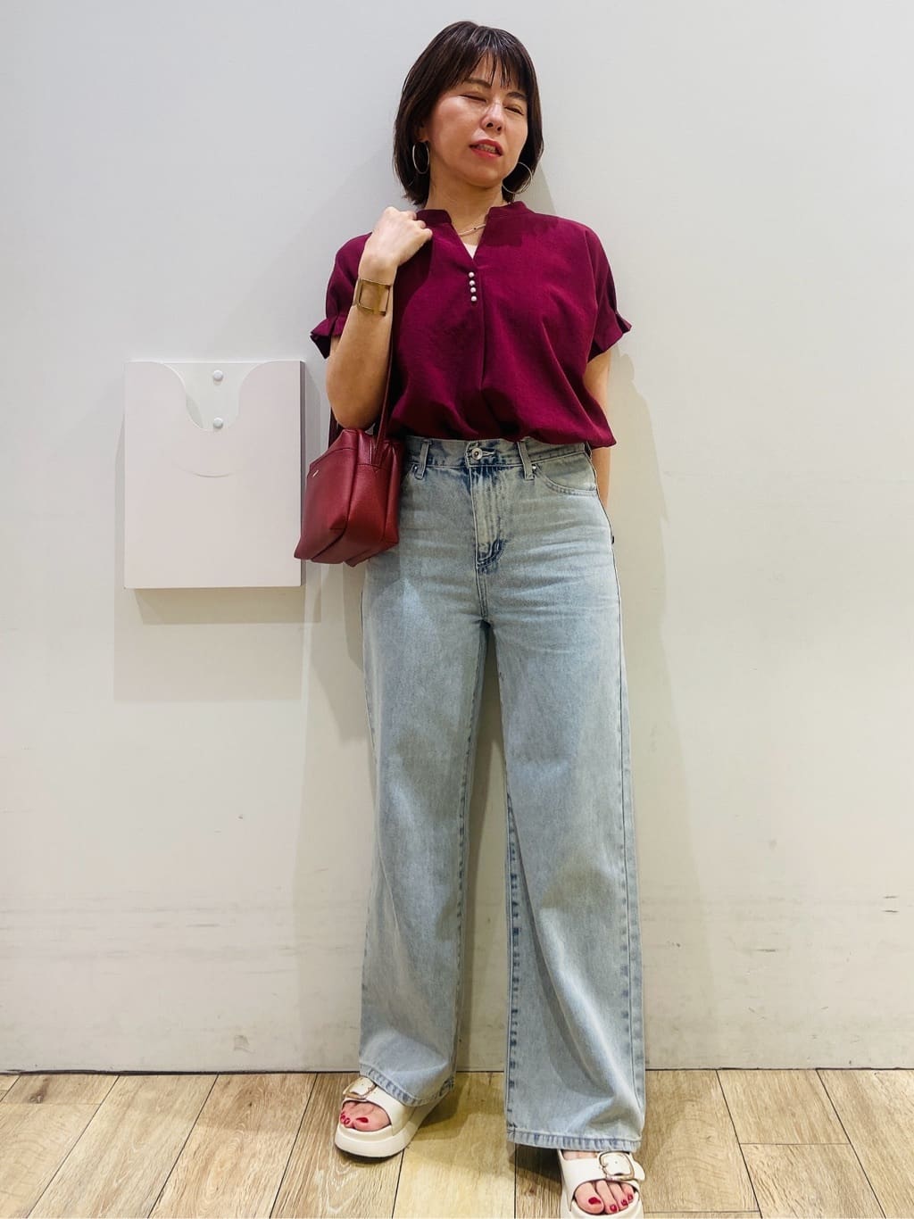 YUKOさんの「index｜《7色展開／XS-LLサイズ》タックスリーブスキッパーブラウス【洗濯機洗い可／吸水速乾／抗ピル／防シ」を使ったコーディネート