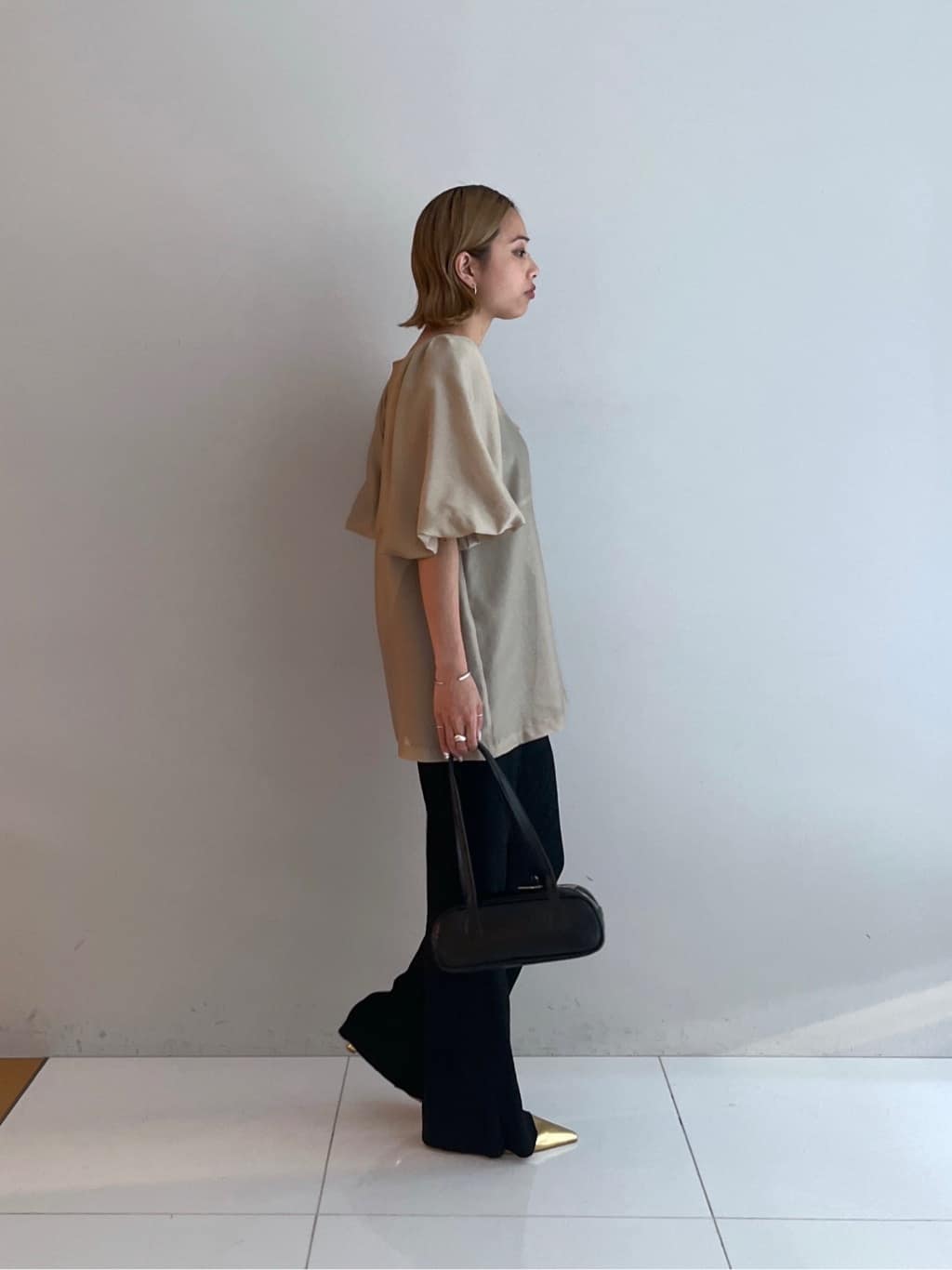 Harukaさんの「INDIVI｜ボリュームスリーブブラウス」を使ったコーディネート