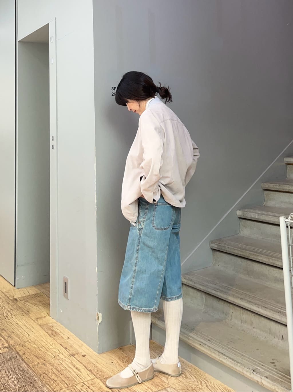 神野（jinno）さんの「TAKEO KIKUCHI｜アマレッタ（R）スウェード MA－1 ブルゾン」を使ったコーディネート