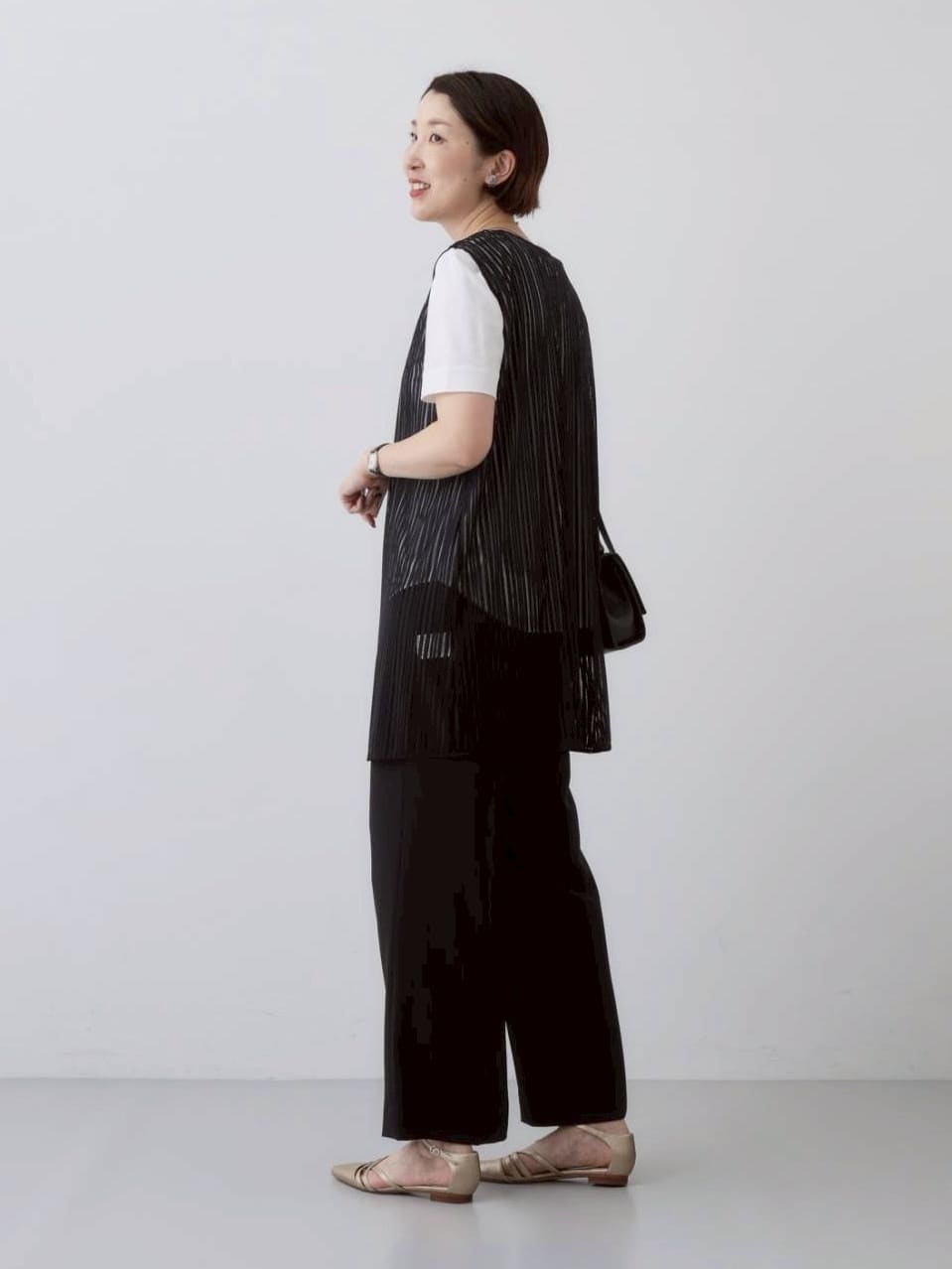 yuriさんの「INDIVI｜ミニスクエアショルダー」を使ったコーディネート