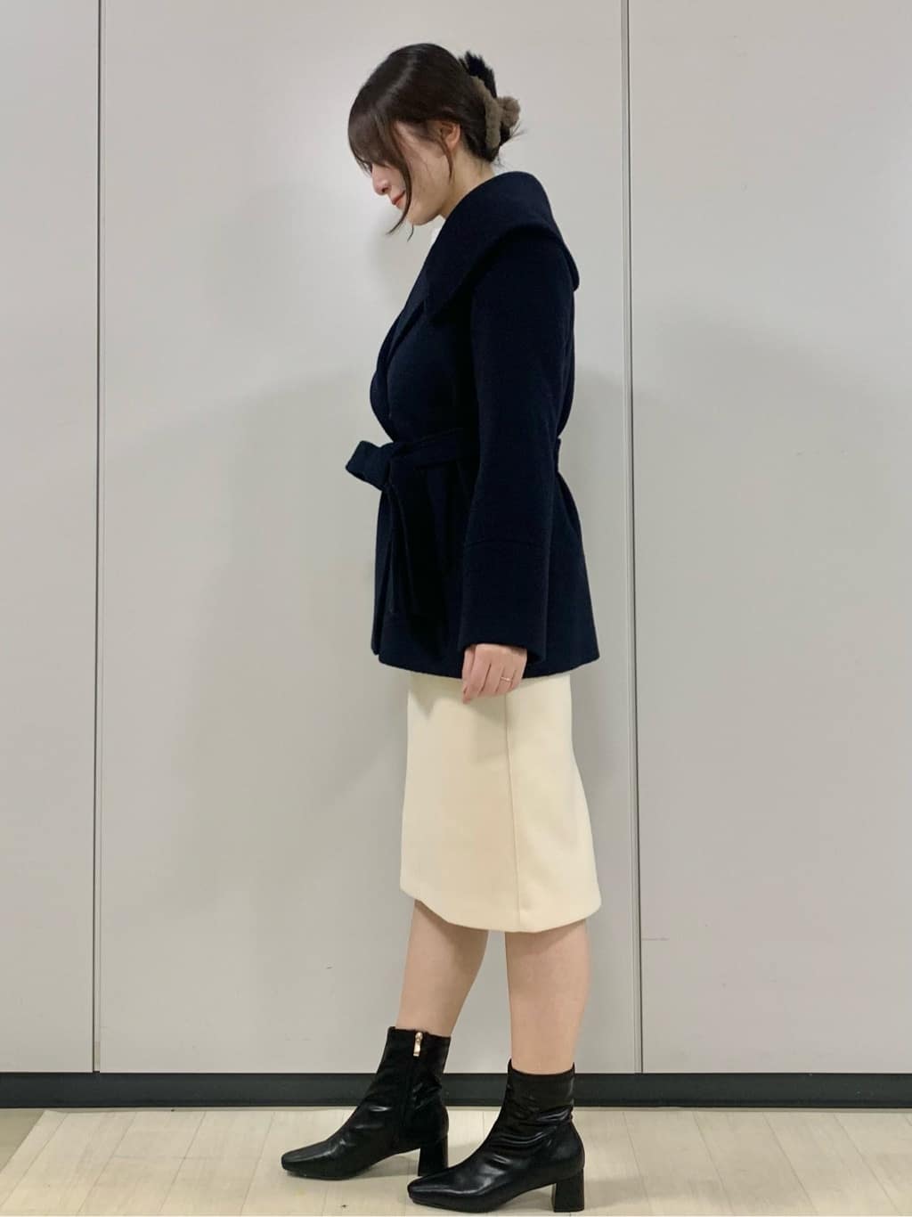 kasumiさんの「index｜ベルト付ビッグカラーミドルコート」を使ったコーディネート