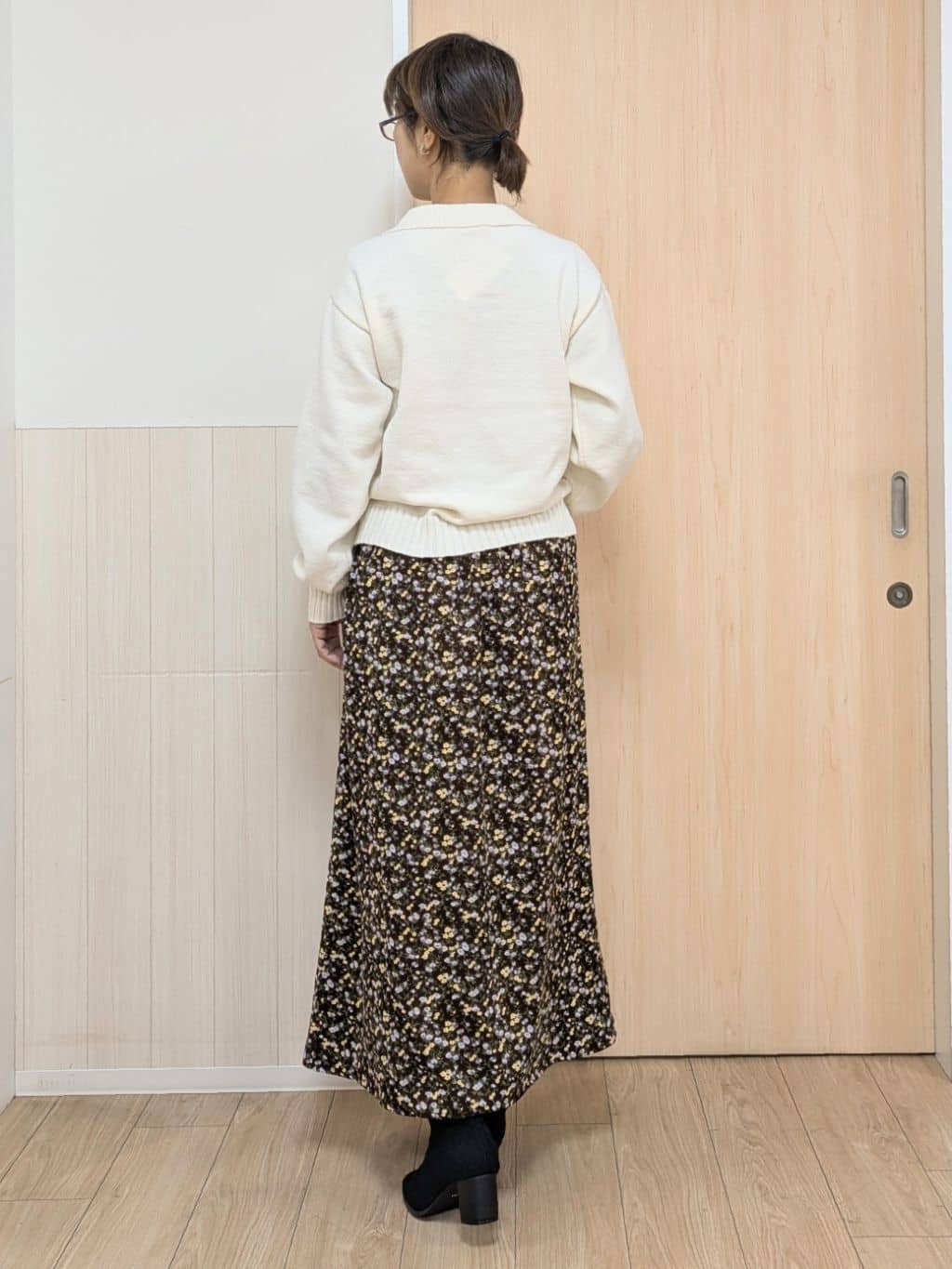 YuAさんの「SHOO･LA･RUE｜【S-LL】華やかで主役 花柄Aラインスカート」を使ったコーディネート