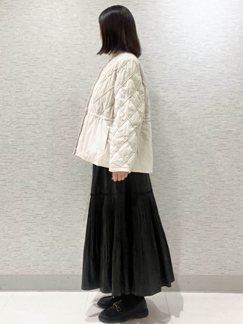 marikoさんの「Reflect｜【気軽な羽織に◎】中綿キルティングショートコート」を使ったコーディネート