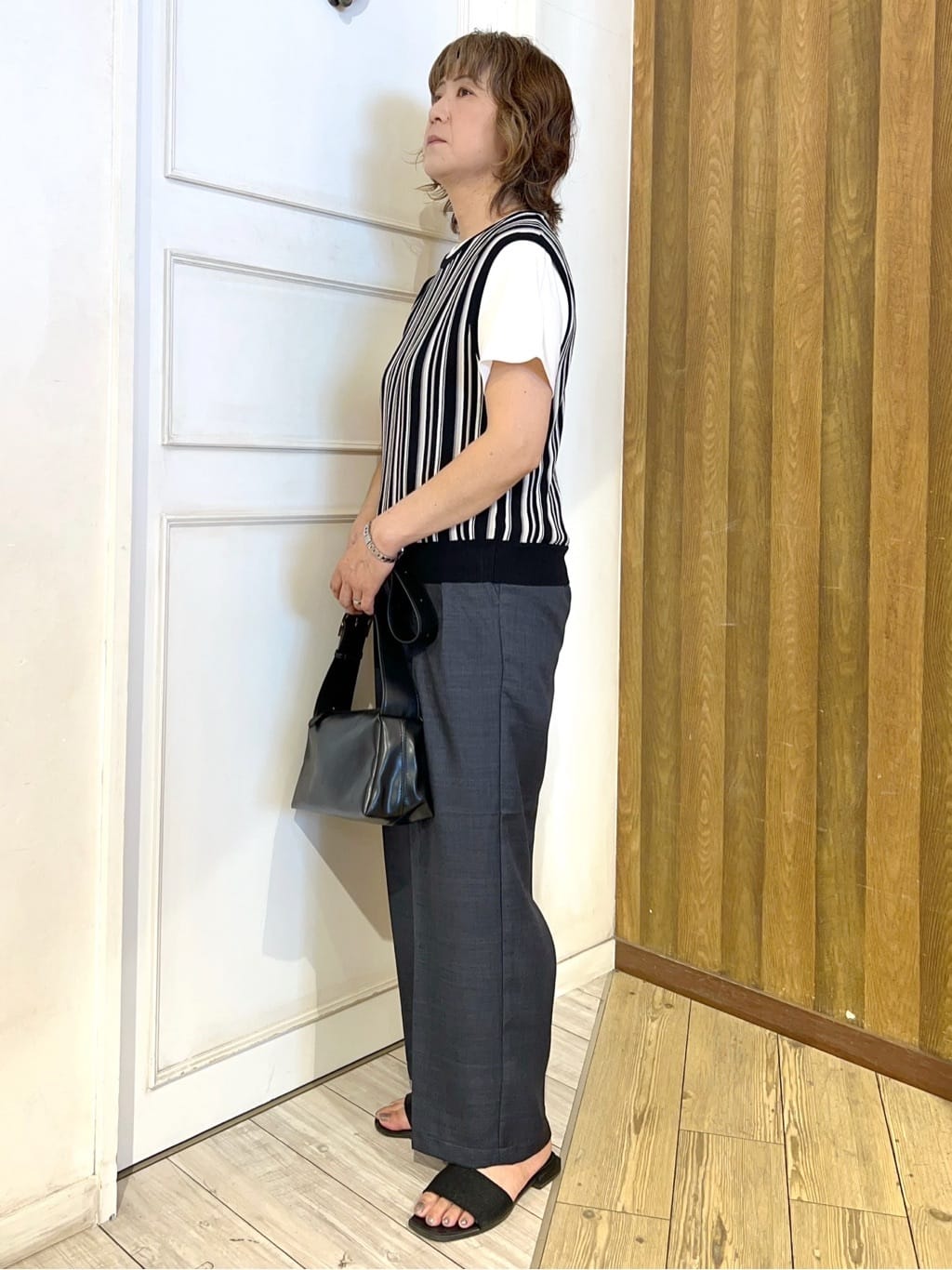 yuriyuriさんの「SHOO･LA･RUE｜【洗える】マルチストライプが印象的 ノースリーブニット」を使ったコーディネート