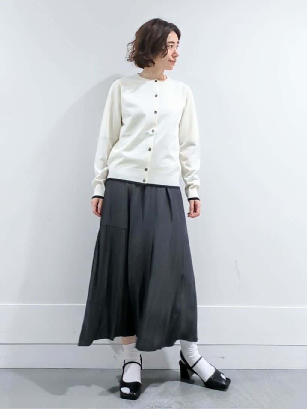 ミズタさんの「UNTITLED｜【アンサンブル可/薄手/洗える】5分袖クルーニット」を使ったコーディネート